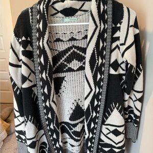 Maurices Black and Cream Patterned Cardigan